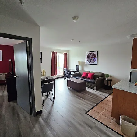 Ramada By Wyndham Seatac Airport-3